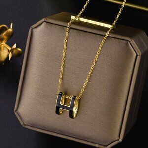 18k Gold Plated Luxury Fashion Pop H Pendant Necklace, Black